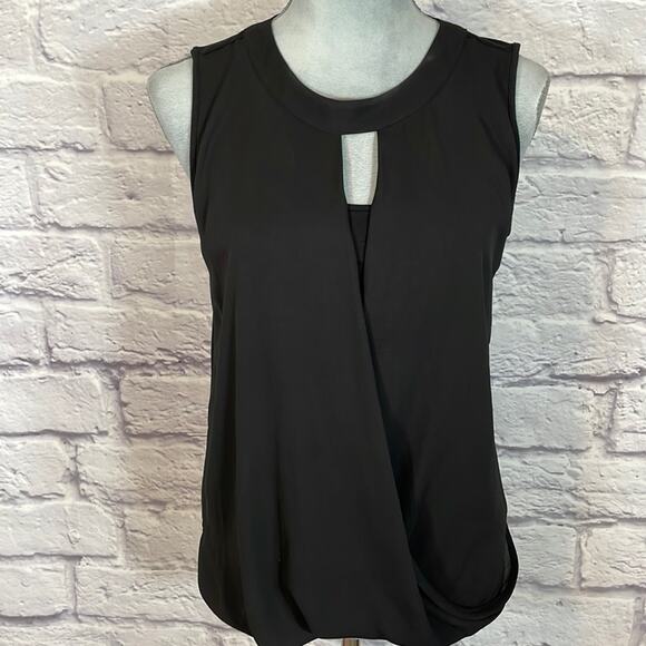 41 Hawthorne sleeveless crossover blouse - Picture 1 of 4